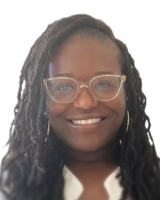 Photo of Yanique Davis, Counselor, LMHC