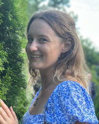 Photo of Catherine Metz, Marriage & Family Therapist, MS, LMFT