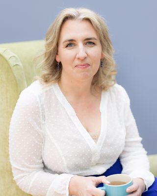 Photo of Holly Wheeler, Psychotherapist, PNCPS Acc.