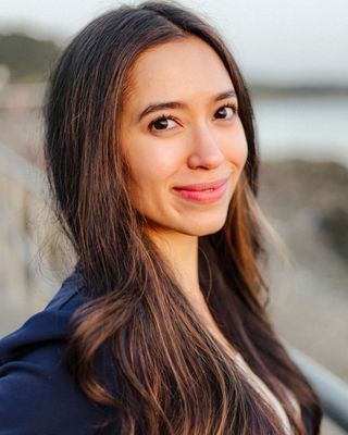Photo of Dr. Alison Batchelder, Psychologist, PhD, PMH-C