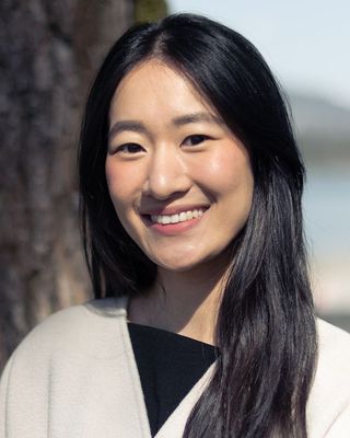 Photo of Lilian Wang, Counsellor in Vancouver, BC