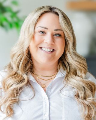 Photo of Samantha Nestor, Counsellor, MA, CCC, RTC-C