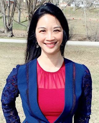 Photo of Frances Chen, Psychologist in Alberta