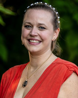 Photo of Katelyn Lukensmeyer At St. Charles - Katie Lukensmeyer @ St. Charles Counseling, Clinical Social Work/Therapist, LCSW, CCTP