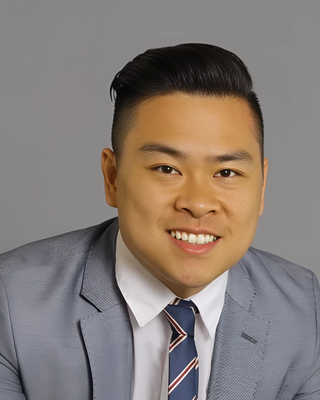 Photo of Pak Poon, Marriage & Family Therapist, LMFT