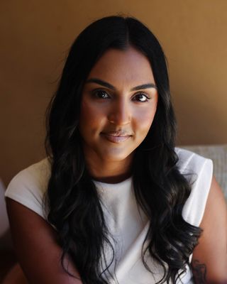 Photo of Raya Singh, Marriage & Family Therapist, MA, LMFT