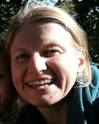 Photo of Becca Kind, Counsellor, DCounsPsych, MBACP