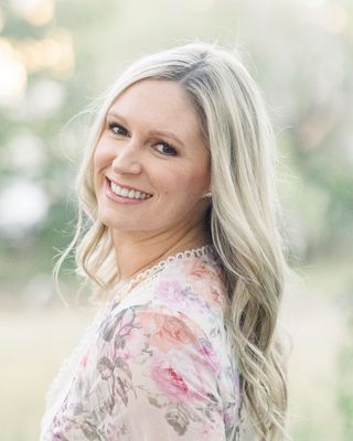 Photo of Casey Lee, Psychiatric Nurse Practitioner, MSN, APRN, PMHNP