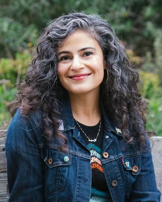 Photo of Larsa T. Mirza - Root & Rise Therapy, Marriage & Family Therapist, MA, LMFT