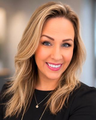 Photo of Jaclyn Sims - Jaclyn Sims - Individual & Couples Therapy, Registered Psychotherapist (Qualifying)