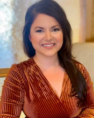 Photo of Kari DelReal, Marriage & Family Therapist, LMFT