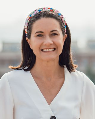 Photo of Elaine Dearing, Psychologist, PsyD, MS, MSOD