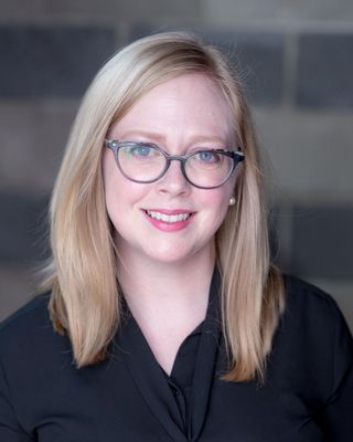 Photo of Elizabeth Miller, Licensed Clinical Professional Counselor, MA, LCPC, PMH-C