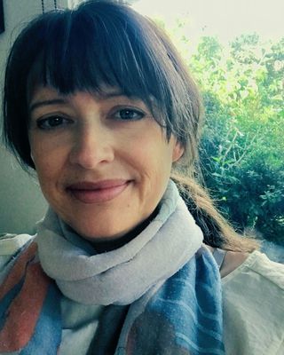 Photo of Lisanne Davie, Psychotherapist, MBABCP