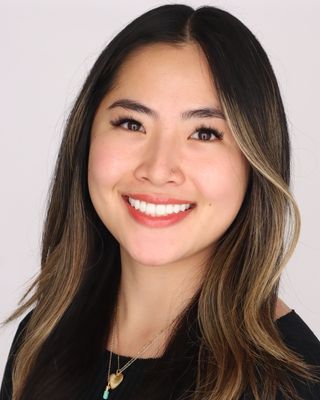 Photo of Eileen Xie, Psychiatric Nurse Practitioner, APRN