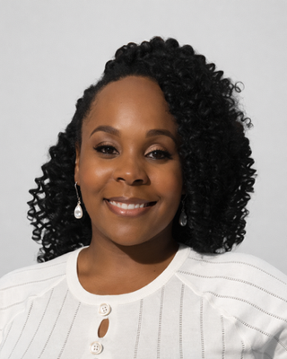 Photo of Shawanda Benton, Licensed Professional Counselor, LPC