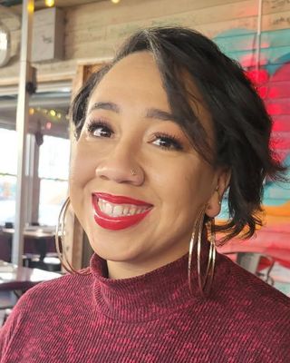Photo of Réyna Pérez, Licensed Professional Counselor, LPC