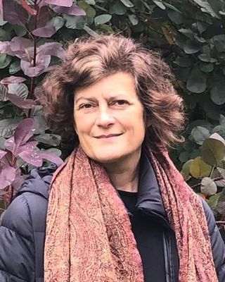 Photo of Lucy Ford, Psychotherapist, PhD, MBACP Accred