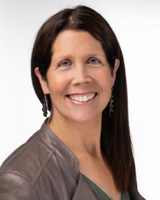 Photo of Erin L Gibbs - Erin Gibbs Counselling Therapy Services, Counsellor, LCT, CCC