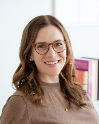 Photo of MacKenzie Kampa, Psychiatric Nurse Practitioner, PMHNP