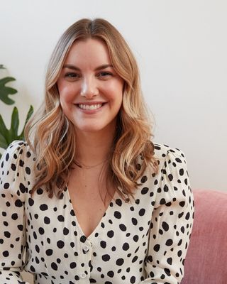 Photo of Melanie Robinson, Clinical Social Work/Therapist, LCSW, SIFI