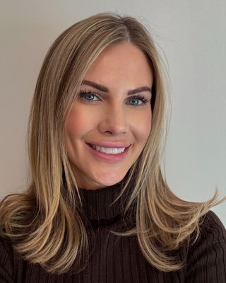 Photo of Sarah Camardello, Psychiatric Nurse Practitioner, PMHNP, FNP