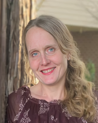 Photo of Miriam Munzarova, Marriage & Family Therapist, LMFT