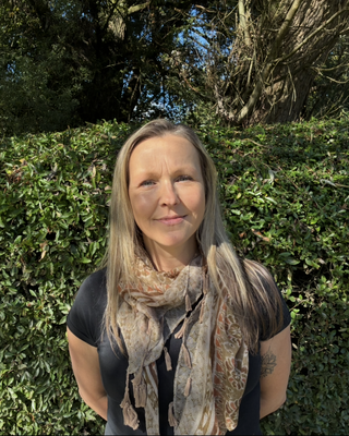 Photo of Lexi Chapman, Psychotherapist, DCounsPsych, MUKCP