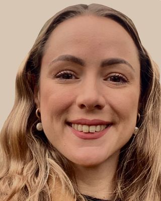 Photo of Holly Austin, Psychotherapist in Worthing, England