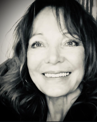 Photo of Cassandra Golden Kruse, Clinical Social Work/Therapist, DCSW, LISW-S