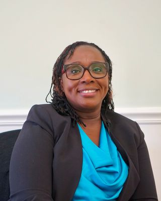 Photo of Magnsnoh Maryanne Nwachuku, Psychiatric Nurse Practitioner, BC