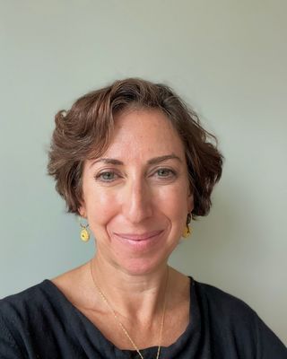 Photo of Dr Wendy Isenwater, Psychologist, HCPC - Clin. Psych.