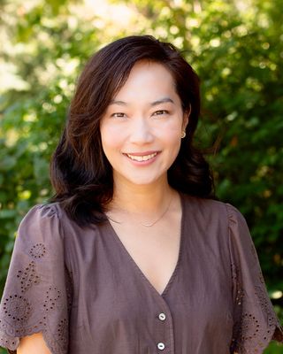 Photo of Jane Chung, Pre-Licensed Professional