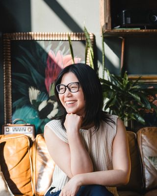 Photo of Linda Szeto, Counsellor, CCC, BSN, MC, EMDR