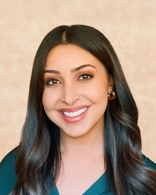 Photo of Natasha Davani, Marriage & Family Therapist, LMFT