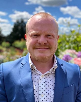 Photo of Casey Brachvogel - New England Ketamine OffBenzos.com Six States ADHD, CRNA, PMHNP