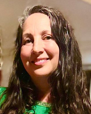 Photo of Lisa Selby, Counsellor, MA, ACA-L1