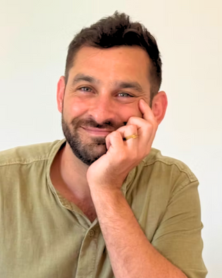 Photo of Leeroy Dewitt, Psychotherapist, MSc, MBACP