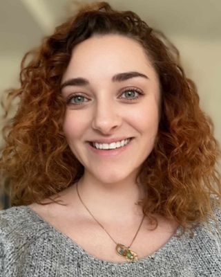Photo of Ellen Currey, Pre-Licensed Professional