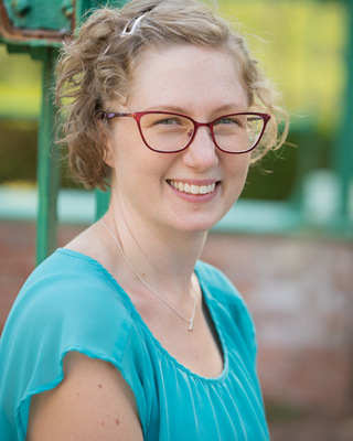 Photo of Kim Warden, LCSW, CCDP-D, Clinical Social Work/Therapist in Webster Groves