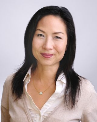 Photo of Leslie Wang, Counsellor in West End, Edinburgh, Scotland