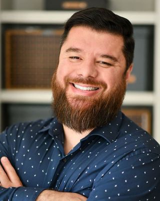 Photo of Dr. Rogelio González, Pre-Licensed Professional, PhD