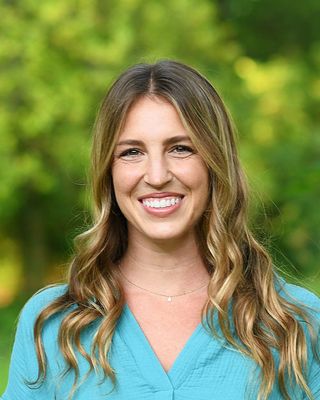 Photo of Emily Taylor, Clinical Social Work/Therapist, LCSW, RPT