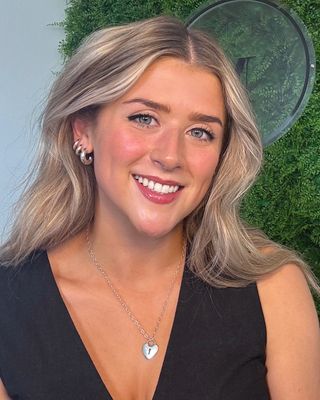 Photo of Emma Aanderud, Pre-Licensed Professional, MSW, I