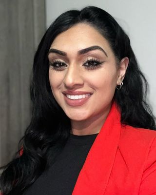 Photo of Ravpreet Kaur Chaggar, Registered Psychotherapist (Qualifying), BA, CHP, MACP