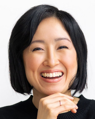 Photo of Jacqueline Yeon Chu, Registered Psychotherapist in Toronto, ON