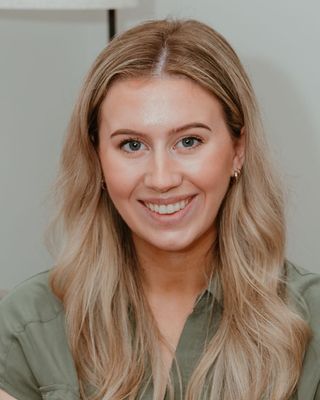 Photo of Emma Winter, Counselor, MA, LLPC