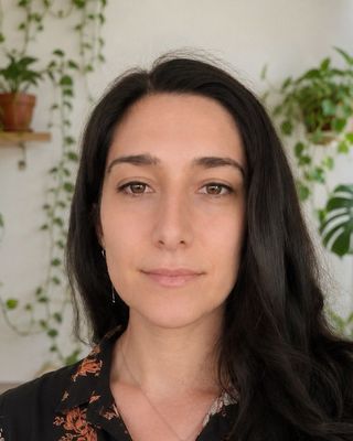 Photo of Renee Maksoud, Marriage & Family Therapist Associate, AMFT, APCC