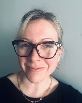 Photo of Laura Ball, Psychotherapist, UKCP Trainee