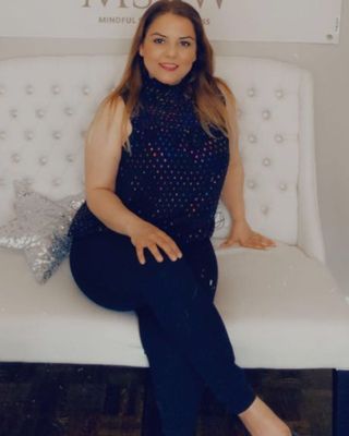 Photo of Avin Saggafi, Registered Social Worker, MSW, RSW